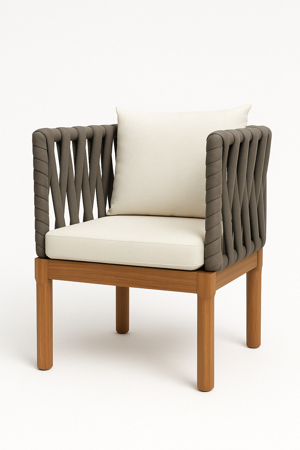 Silla de exterior Trenza Noble con estructura de madera y tejido tipo cuerda en tono gris, cojín claro, ideal para comedor o terraza